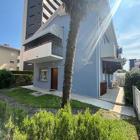 Appartamento Julia Lignano Sabbiadoro Esterno foto